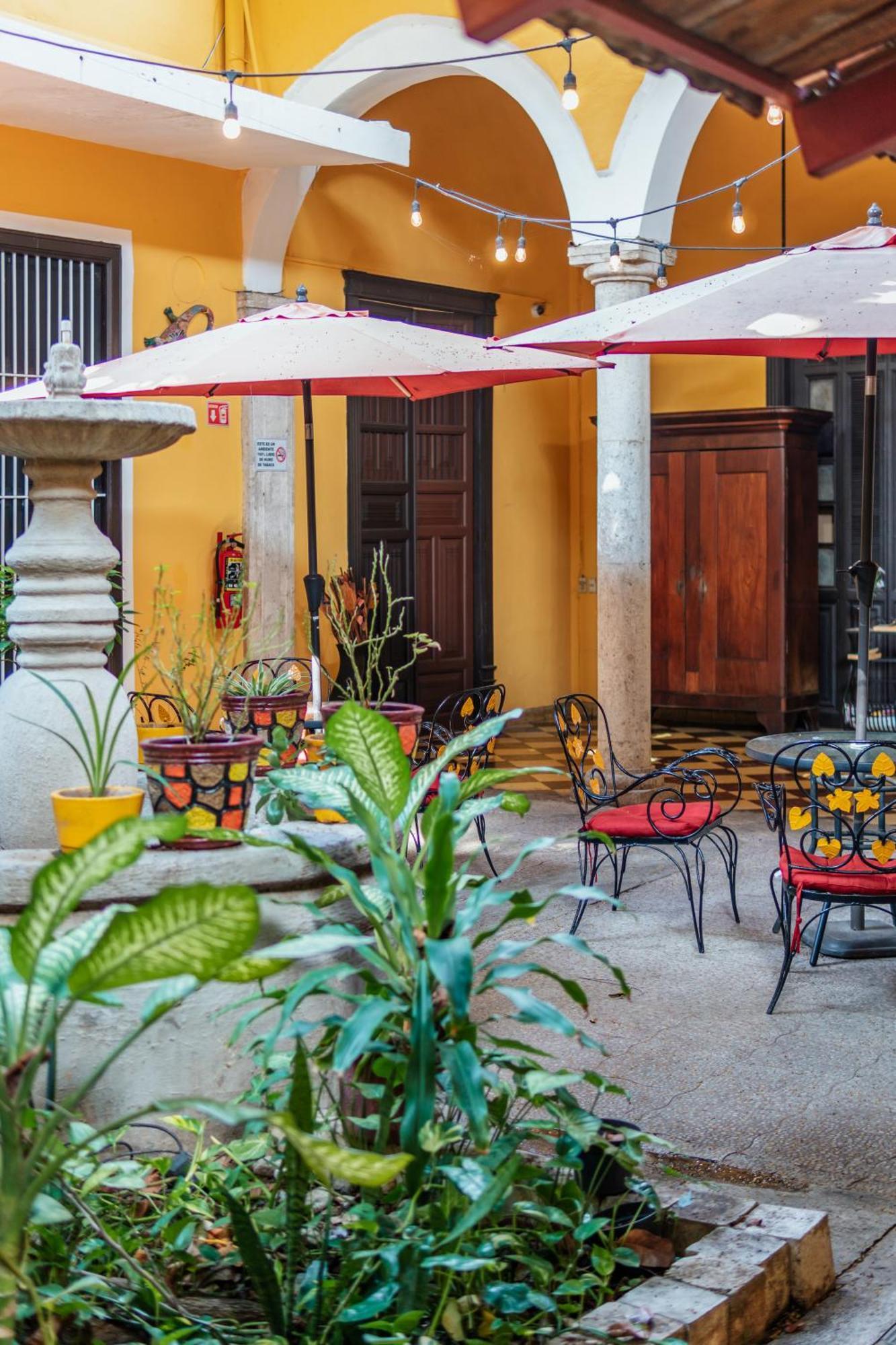 Hotel Santiago Merida Exterior photo