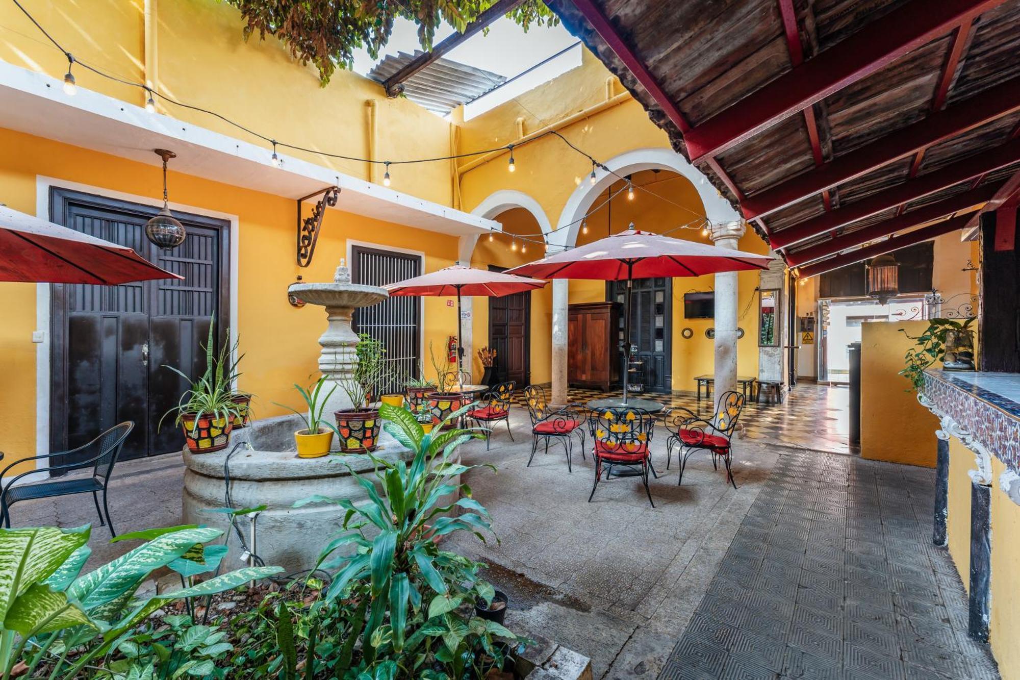 Hotel Santiago Merida Exterior photo